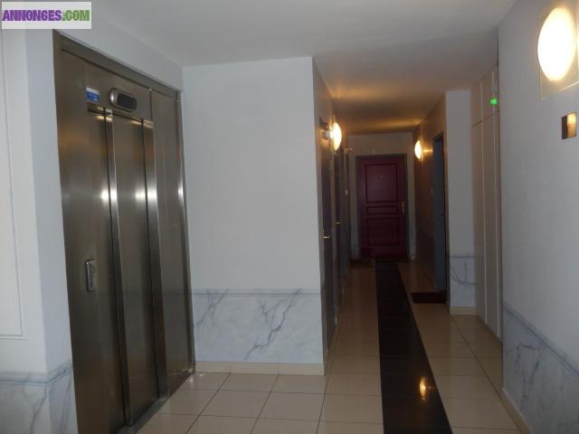 F2 proche Loire limite Orléans