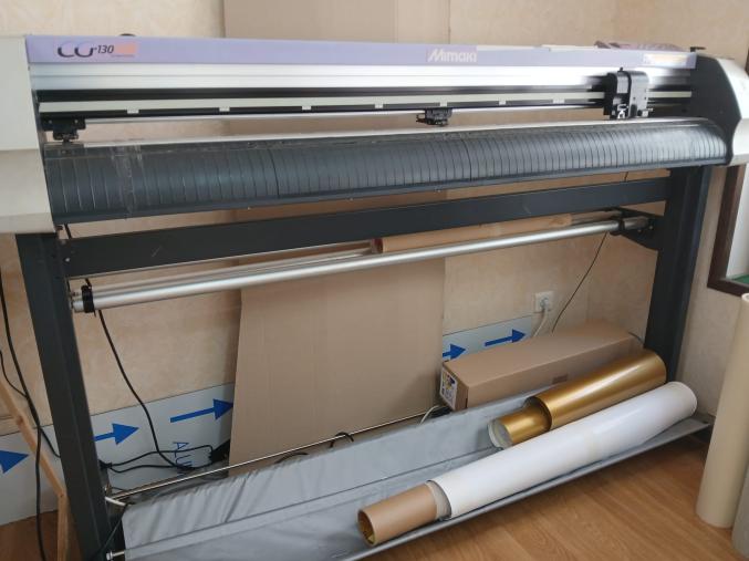 Plotter de découpe Mimaki CG-130 FXII à débattre