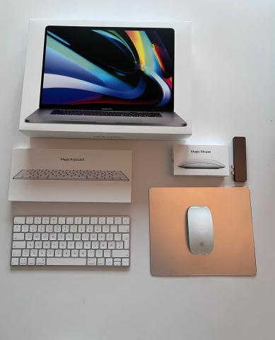 MacBook Pro 16" (fin 2019) vendu avec ses équipements