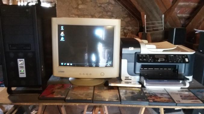 Ordinateur, écran plus imprimante plus 8 jeux 