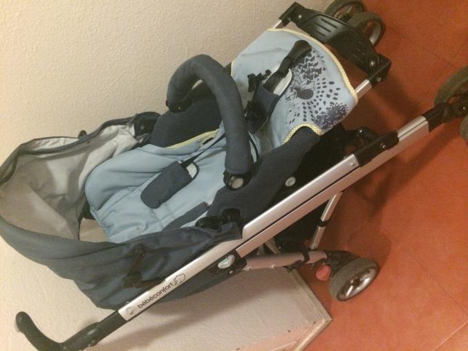 Poussette bébé confort loola