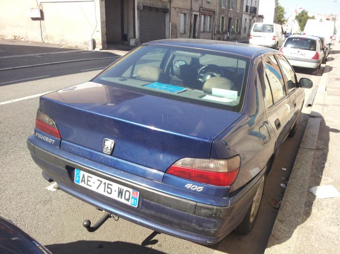 Vend 406 pour pieces