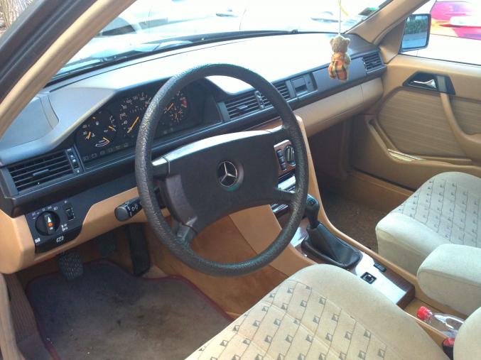 Mercedes 230 E W124