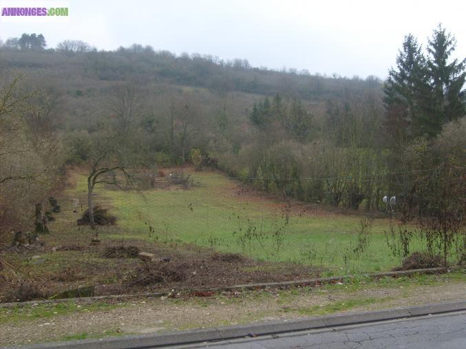 URGENT - TERRAIN CONSTRUCTIBLE  - JOIGNY