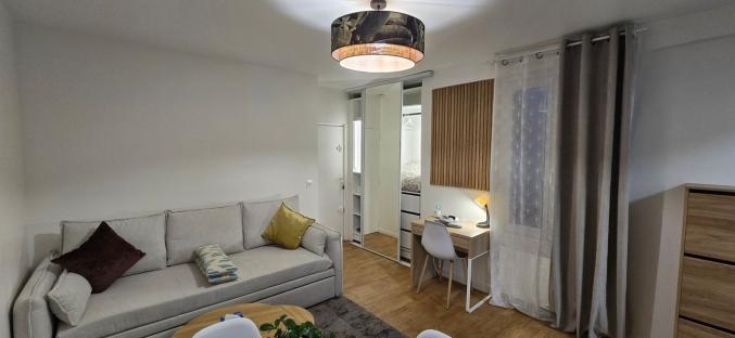Beau Studio d'architecte Paris 7ème