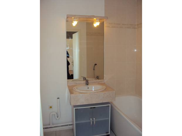 APPARTEMENT 2 PIECES AVEC BALCON DANS RESIDENCE DE STANDING