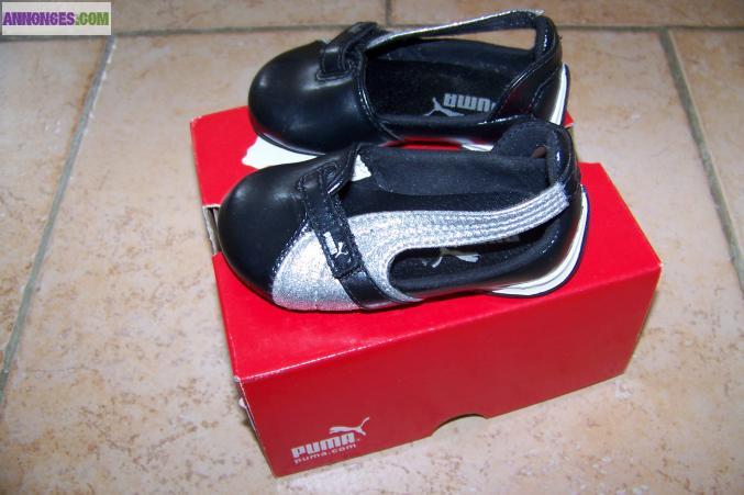 Chaussures Puma taille 19