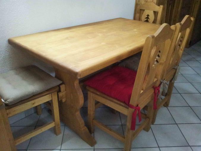 Table bois d'épicéa 180