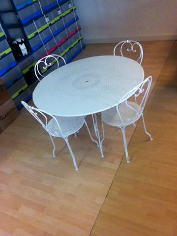 Salon de jardin en fer forgée