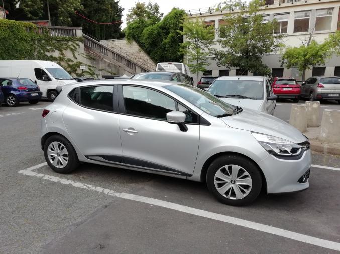 Renault Clio IV 1.2 16V Life (4 CV) Berline, Ess Juin/2016, 30 500 Km 8 430 €