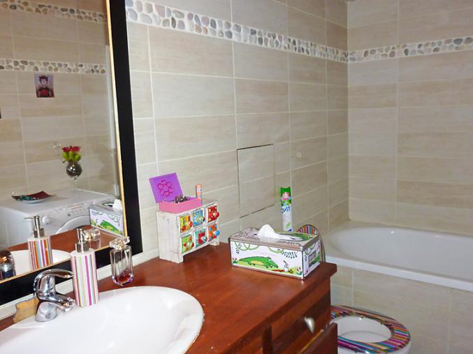 Studio 22 m² au 2ème étage. Aménagement confortable