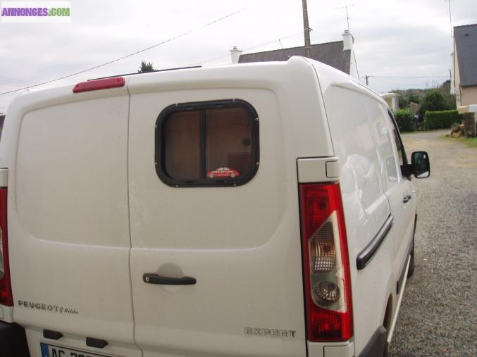 PEUGEOT EXPERT