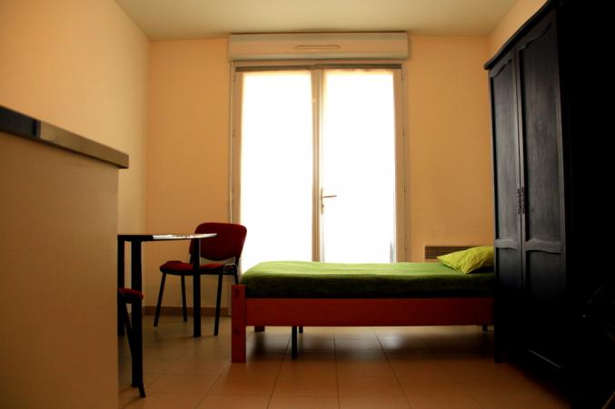 STUDIO indépendant meublé