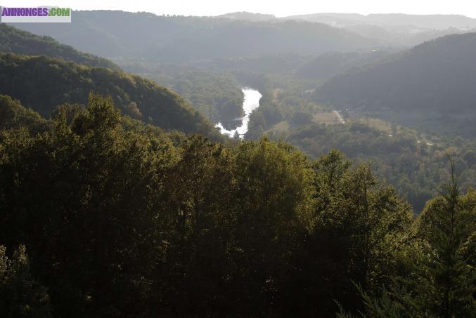 Propriété dans un havre de paix 2 maisons 6 Ha de terrain