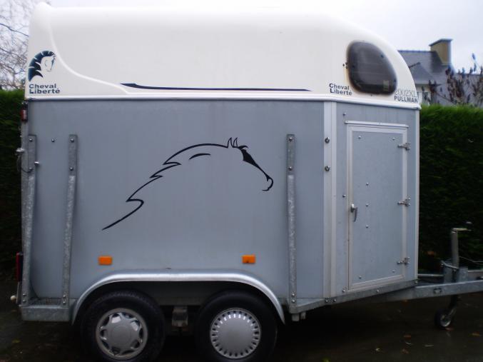 Location van 2 places