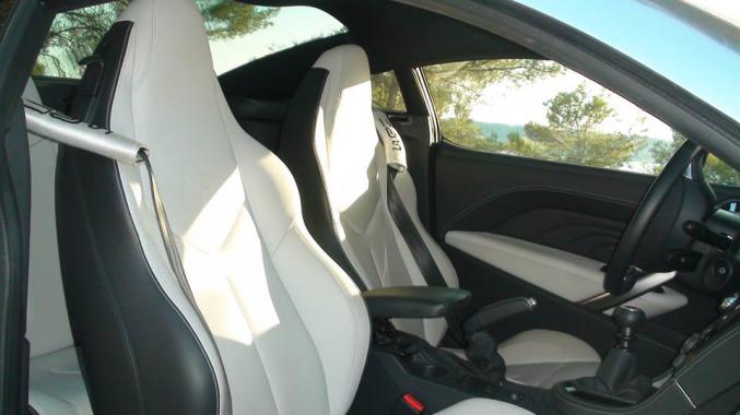 PEUGEOT RCZ 160 HDI SERIE LIMITE FULL OPTIONS 