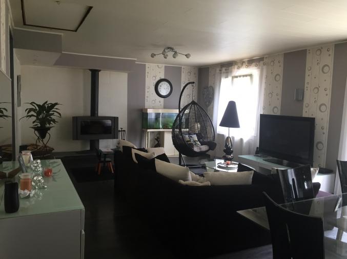 MAISON A 5 MIN CARHAIX