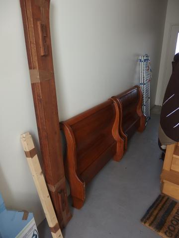 Vend 2 relaxs et lit "bateau" 90x190