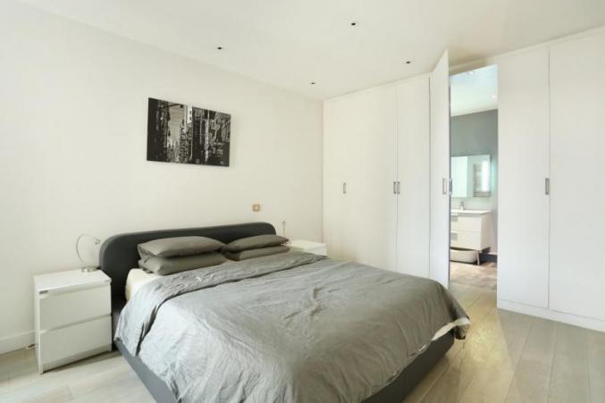 Appartement F3 en colocation au 17 Rue de la Rochefoucauld 75009 Paris, Île-de-France