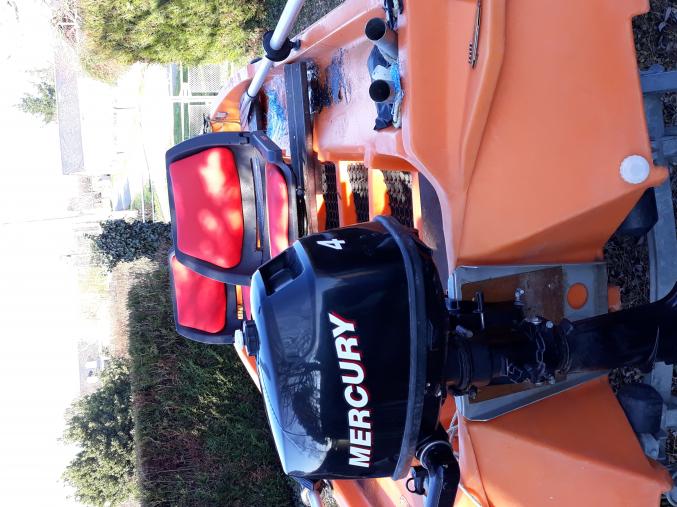 BATEAU DE PECHE JEANNEAU