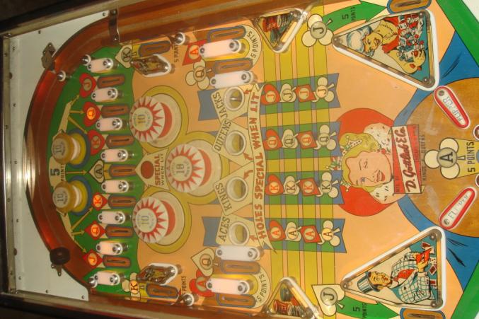 Superbe flipper Gottlieb's Kings & Queens de 1965