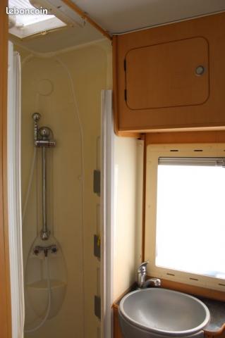 Camping car ford granduca 77