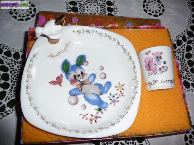 ASSIETTE A BOUILLIE EN PORCELAINE
