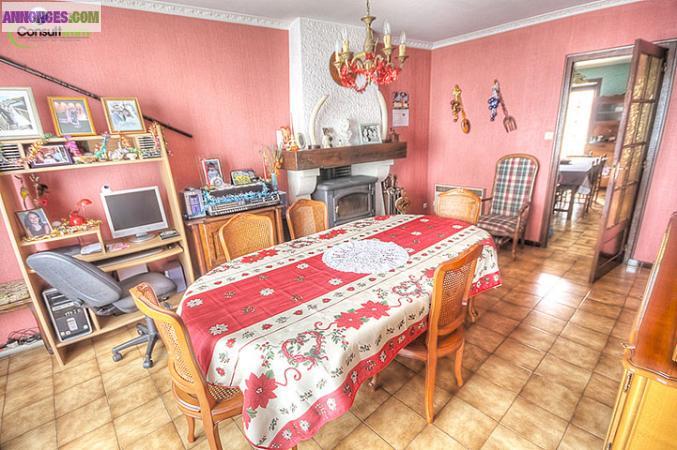 Propriété de 230 m² à Roullet-st-Estèphe