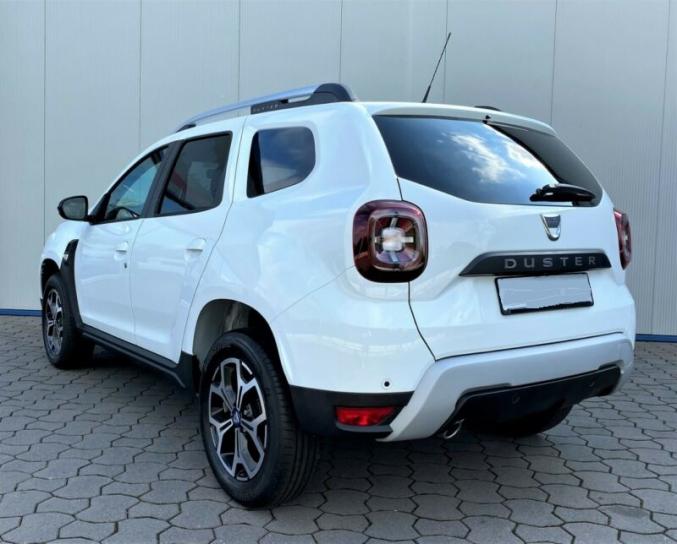 Dacia Duster 1.5dCi Celebration °4x2°RFK°SHZ°Navi°DAB°