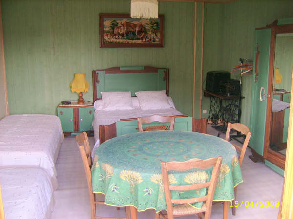 ENTRE DINARD ET DINAN, maison en bois 50 m2