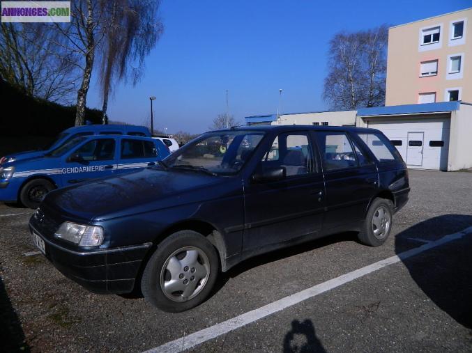 PEUGEOT  405