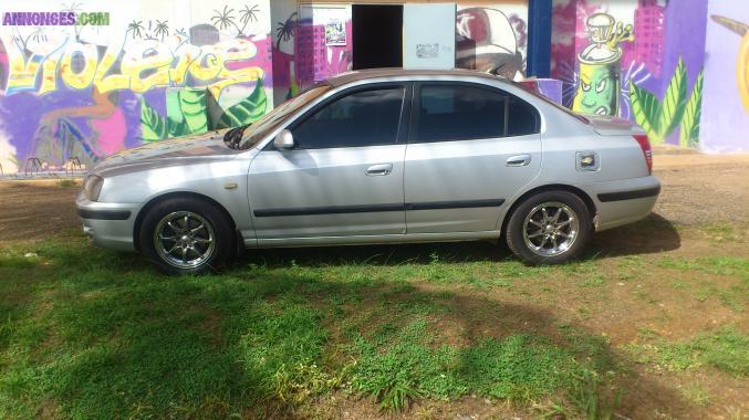 Vend hyundai elantra