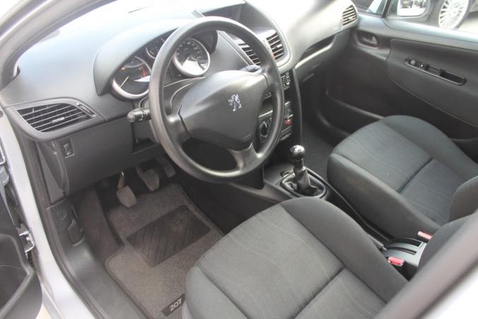 PEUGEOT 207 Diesel