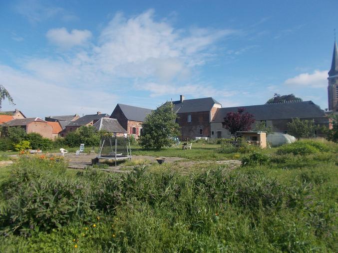 GRANDE MAISON DE CARACTERE INDIVIDUELLE PROCHE MAROILLESP