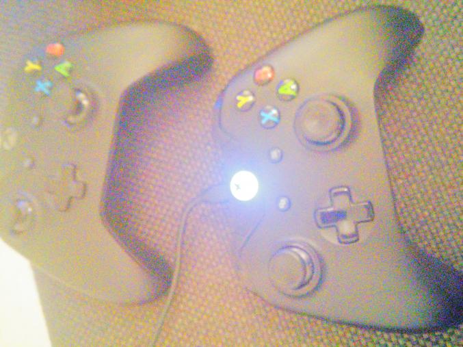 Xbox One 500Go 2 manettes