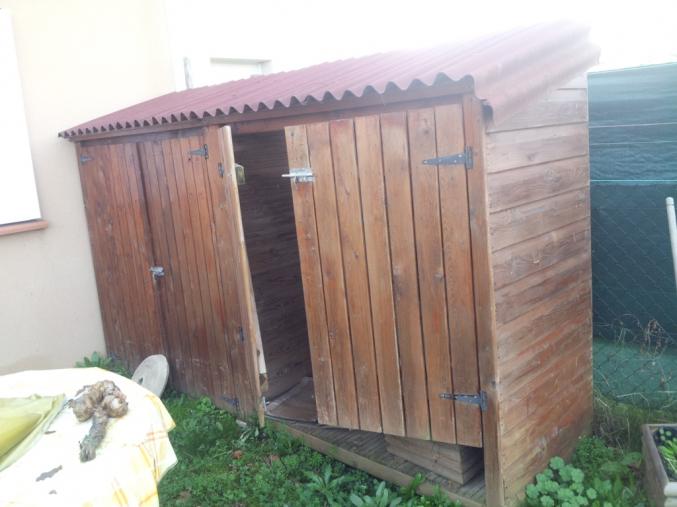 4 abris de jardin fermé avec porte et ouvert