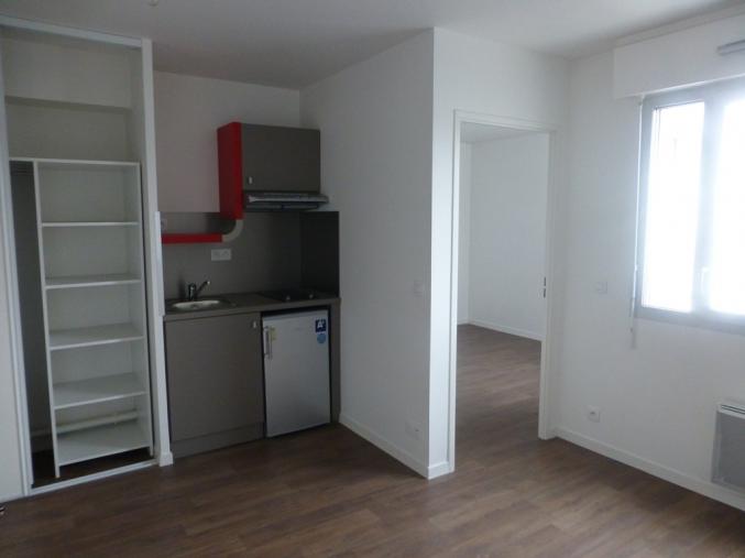 M° BOLIVAR Studio avec coin chambre