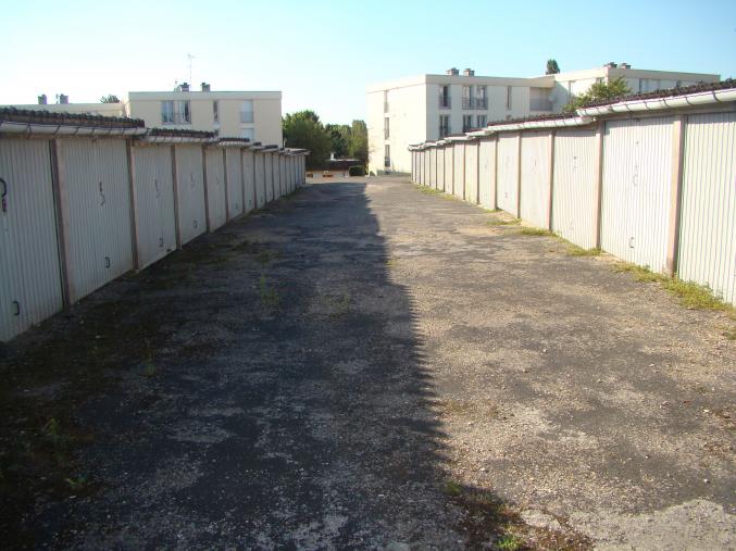 GARAGE A LOUER LA FERTE GAUCHER