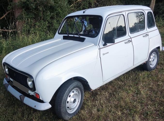 Renault 4L savane 