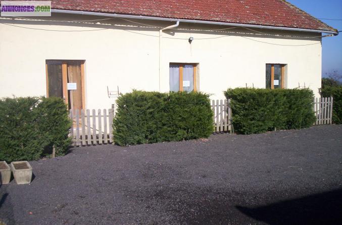 Chambres meublées avec s.d.douche à p. de 22€