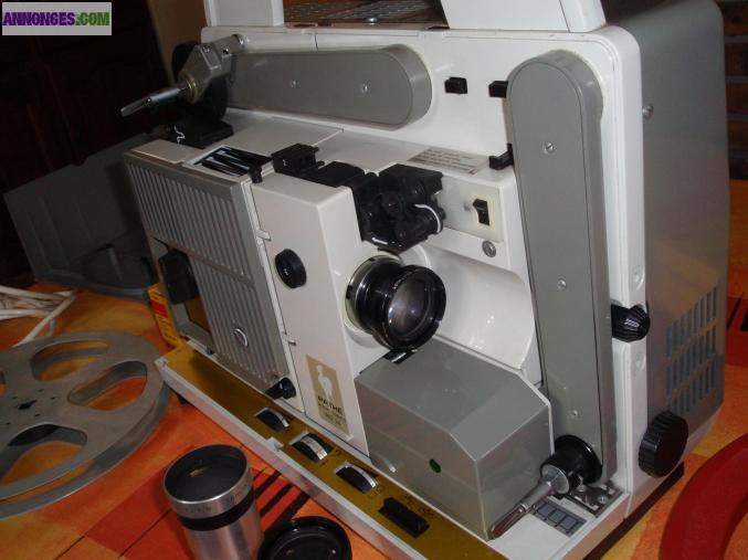 Projecteur cinéma 16 mm