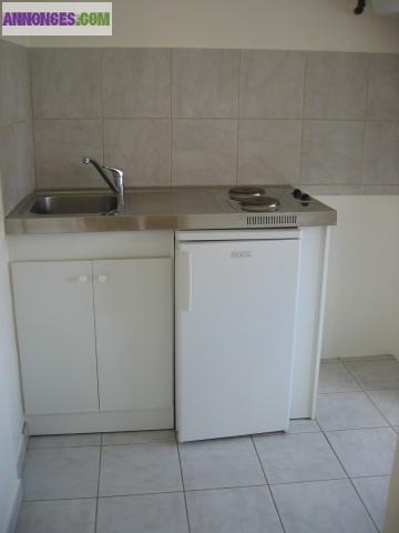 Proche centre ville la ferté bernard lour T2