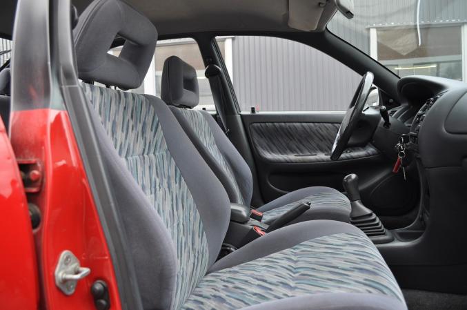 Toyota Corolla 1.3i XLi Hatchback