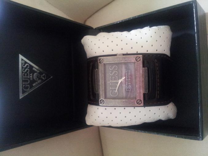 Montre guess