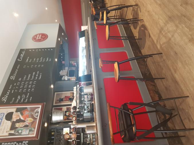 Buraliste (homme/femme)