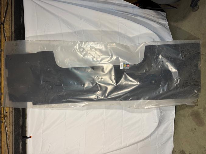 Revêtement de cabine arrière – partie inférieure Renault Trucks