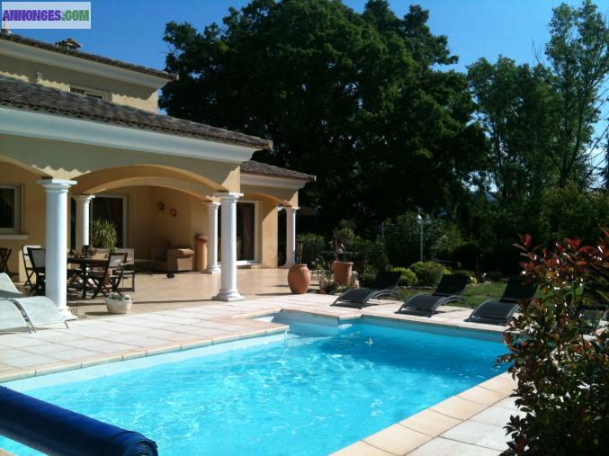 Villa climatisée+piscine