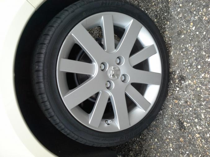 PEUGEOT 1007 1.6 HDI 110 SPORTY PACK PLUS 