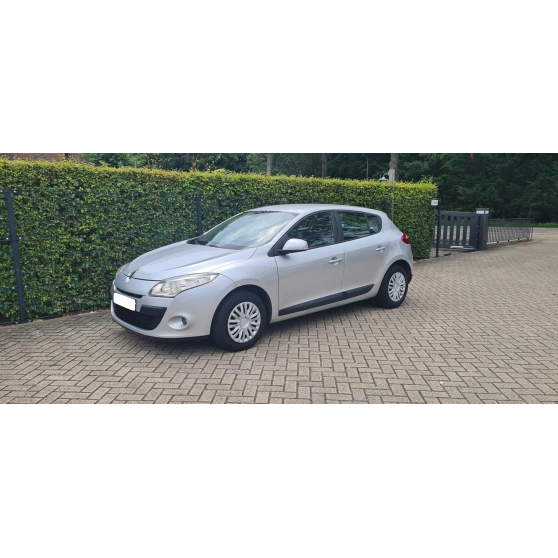 Renault Mégane - 1.5 dCi 90 ch GT-Line (2011