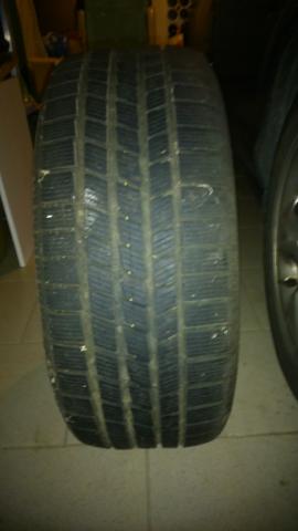 Pneus neige 225/55 99h pirelli